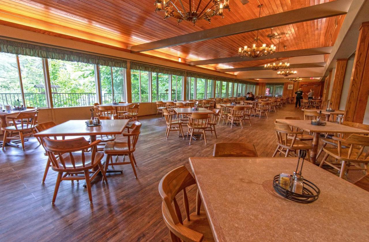 Natural Bridge State Resort Park Slade Exterior photo