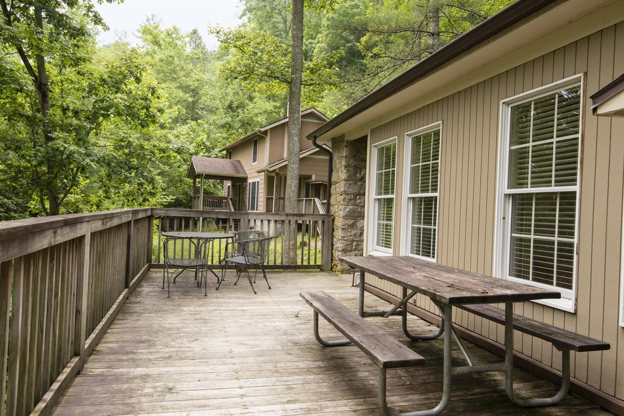 Natural Bridge State Resort Park Slade Exterior photo